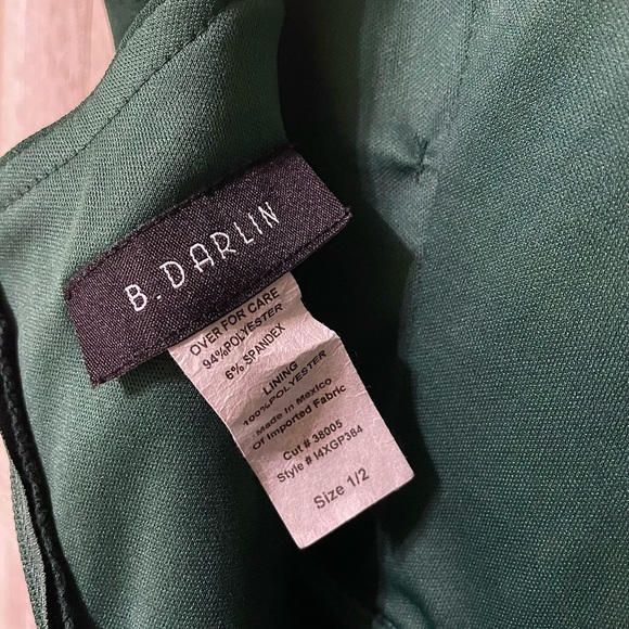 FREE W/ ITEM EQUAL/MORE VALUE Emerald Green Sleeveless A-line Dress - Picture 7 of 8